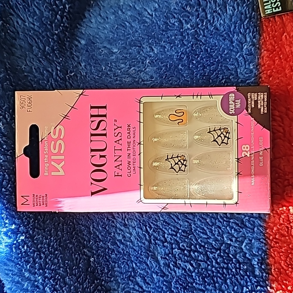 💋 Kiss 💋 Press On Nails